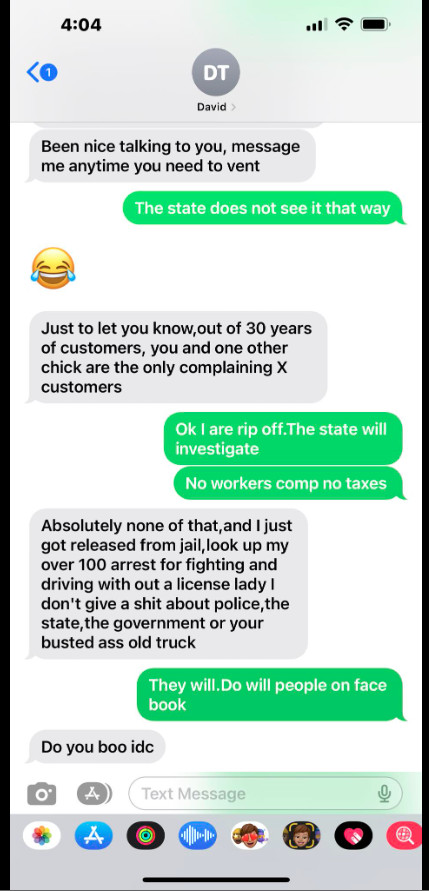 Messages exchanged between David Tyson and a customer.